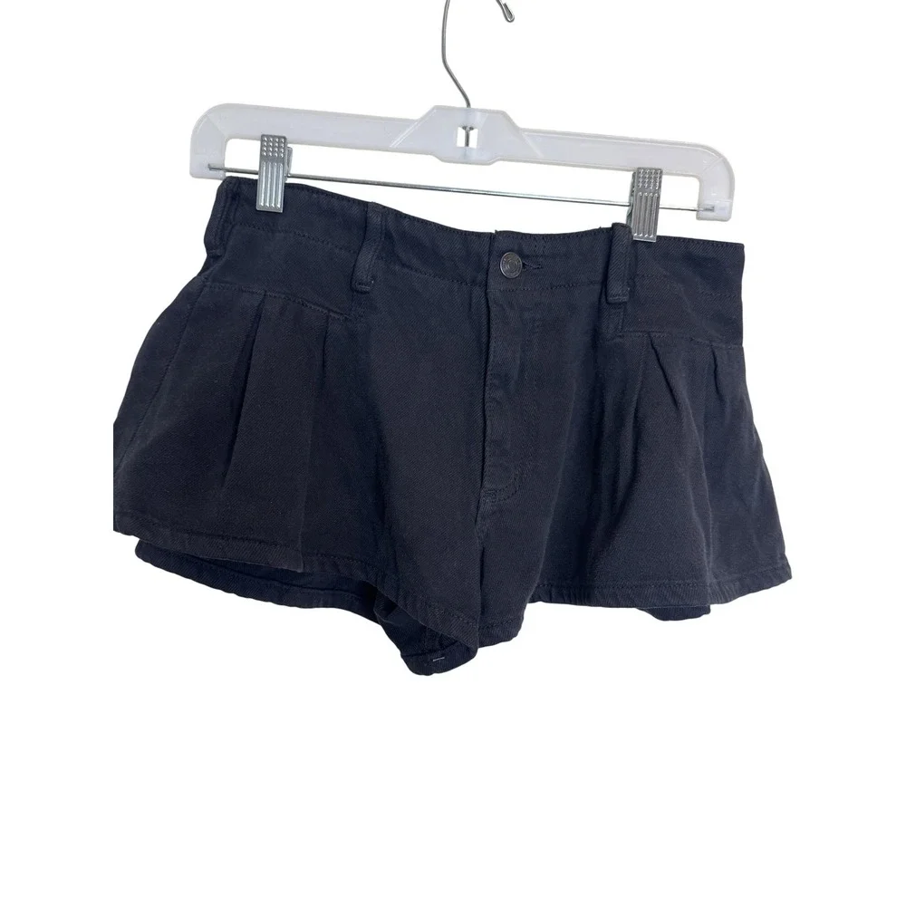 We The Free Shorts Womens 25 Black Bluebell Low Rise Pleated Short Free People‎